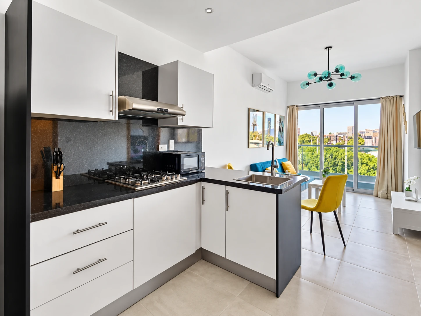 Cocina y comedor de un apartamento